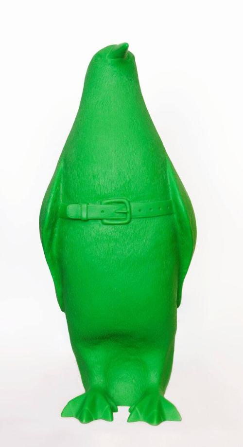 Cloned Penguin with Petbottle
